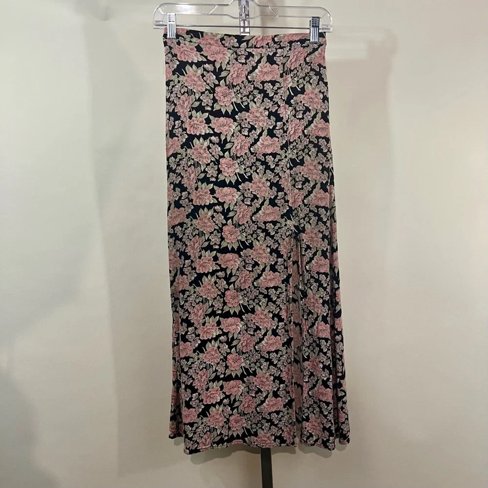AE American Eagle High-Waisted Black Pink Floral Front Slit Midi Skirt XS